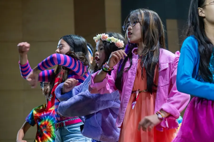 Lower School Musical — school production photography by Stuart Rankin
